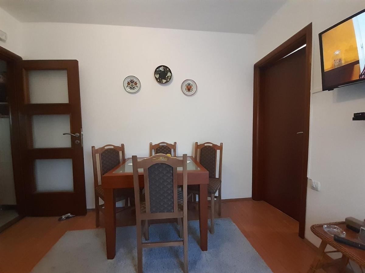 Nik Apartment *