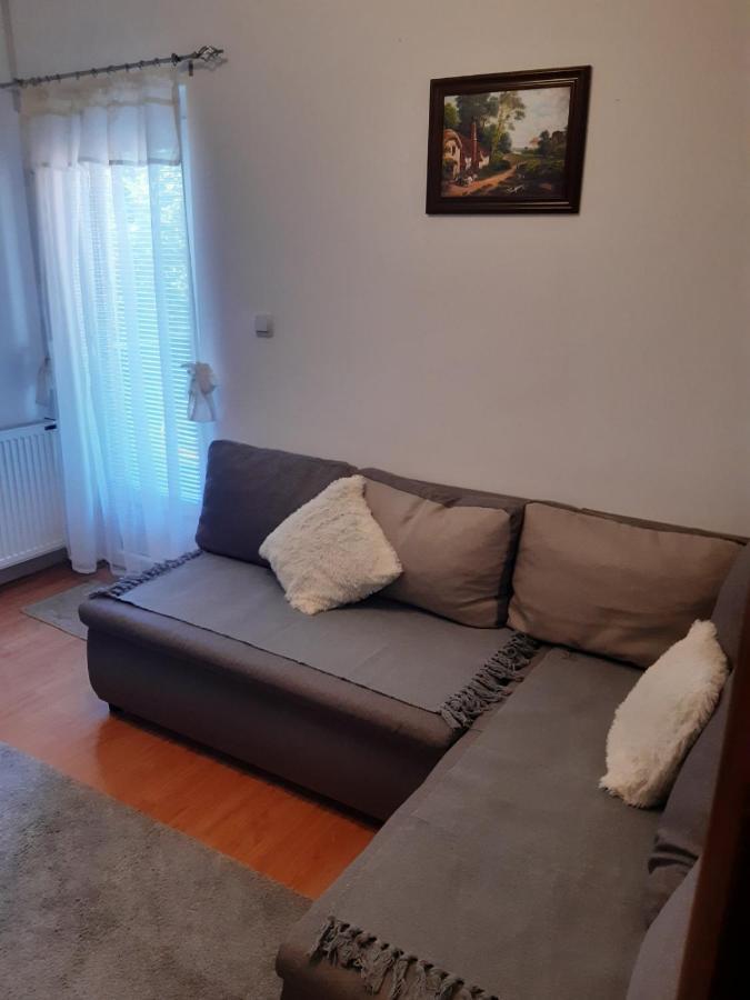 Nik Apartment *