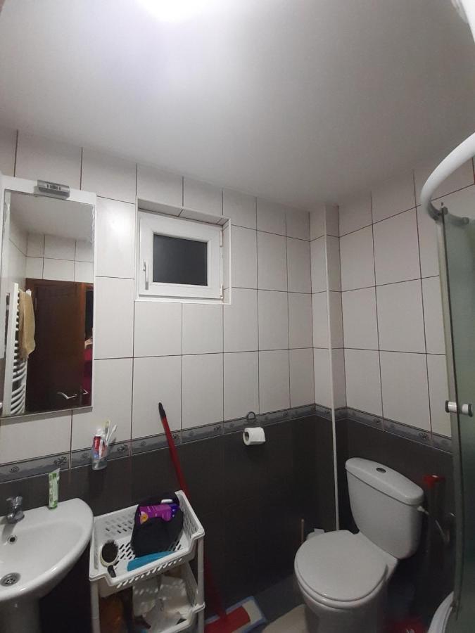 Nik Apartment